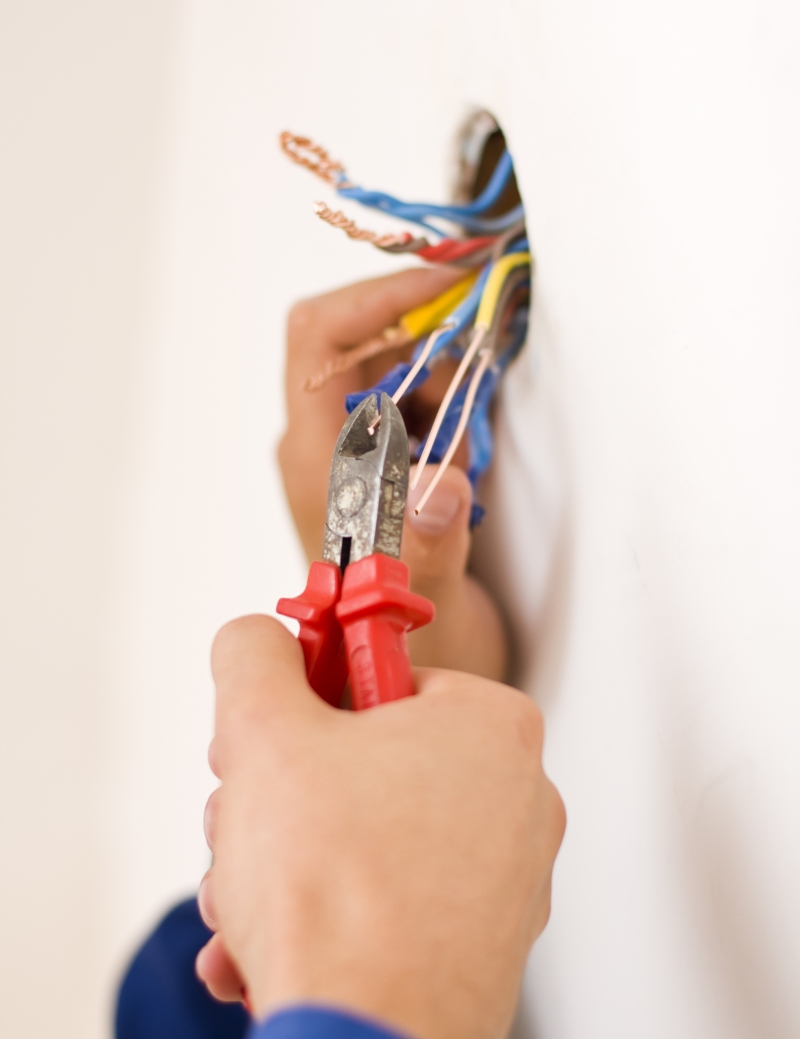 Electricians Havering-atte-Bower, Abridge, RM4